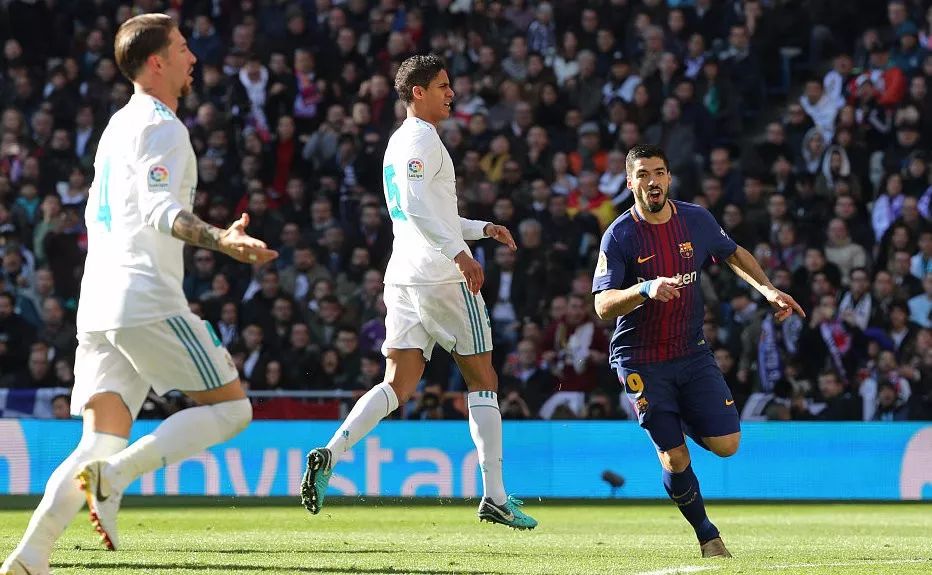 皇马惨败巴萨原因,皇马对阵巴萨皇马惨败的时刻