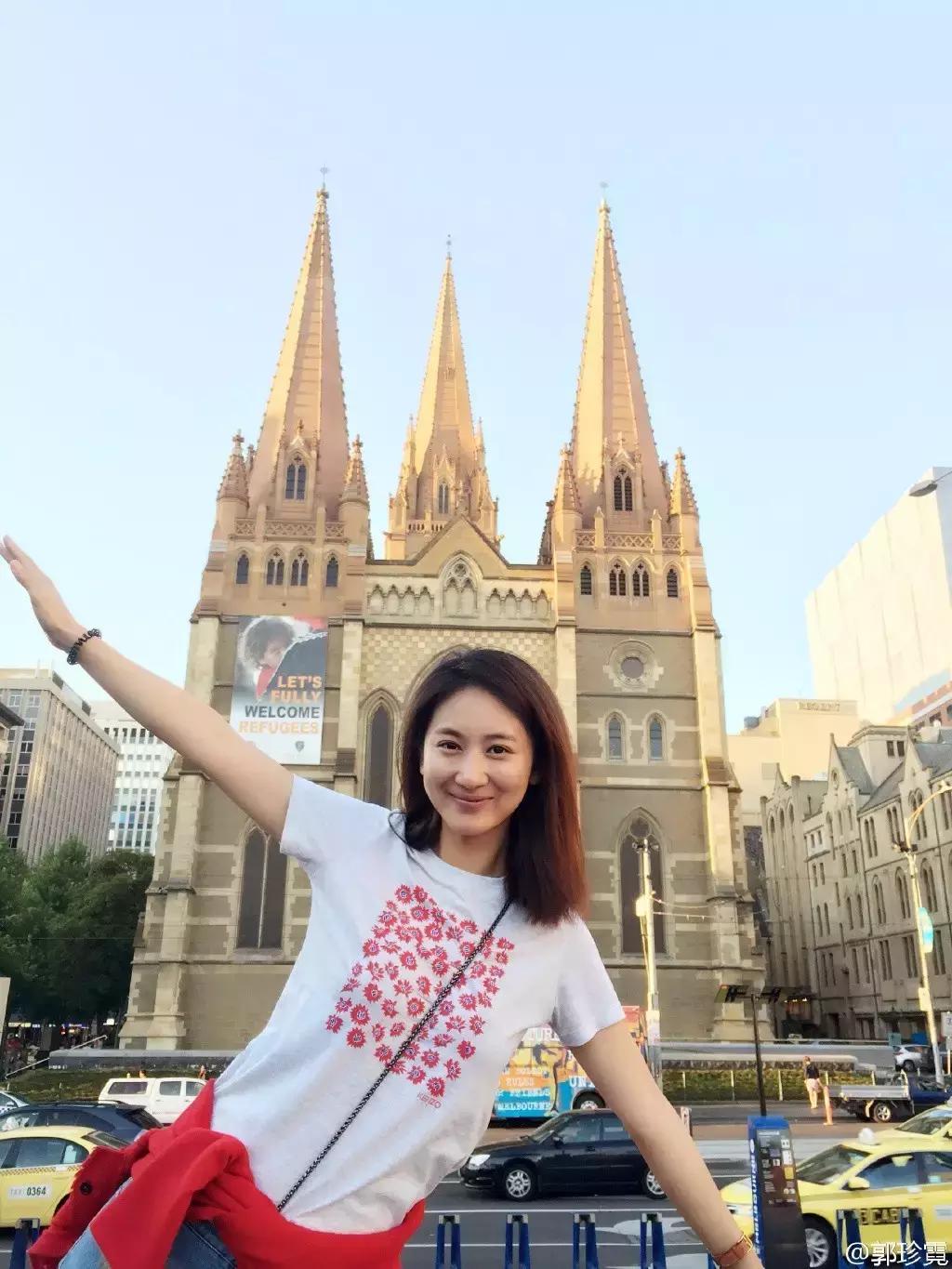 陷“三级片”风波、当过雅妓的“横店女王”为何不火？