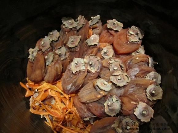 柿饼上的白霜是怎么来,柿饼上的白霜怎么出来的