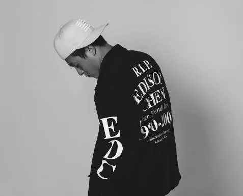 香港购物攻略最全清单,香港买名牌包包扫货攻略