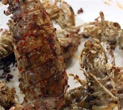 红专南路美食一条街有停车场吗,红专南路老字号美食街