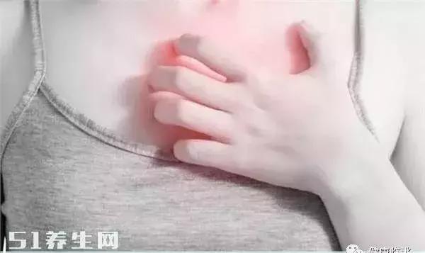 指甲有凹陷是什么原因引起的,中指甲凹陷是什么原因引起的