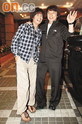 成龙地位高明星都鞠躬,成龙国际影响力奥斯卡