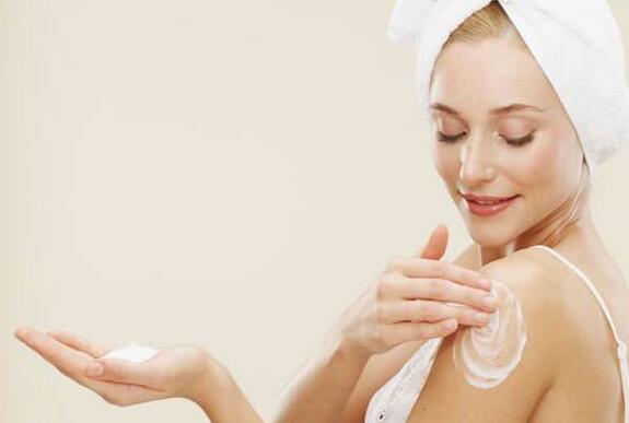 保湿补水方法韩国,韩国补水保湿三部曲