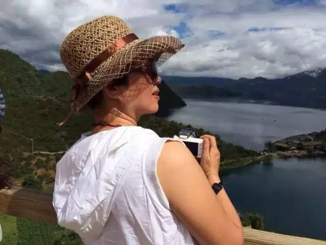 她，用旅行，战胜了癌症。