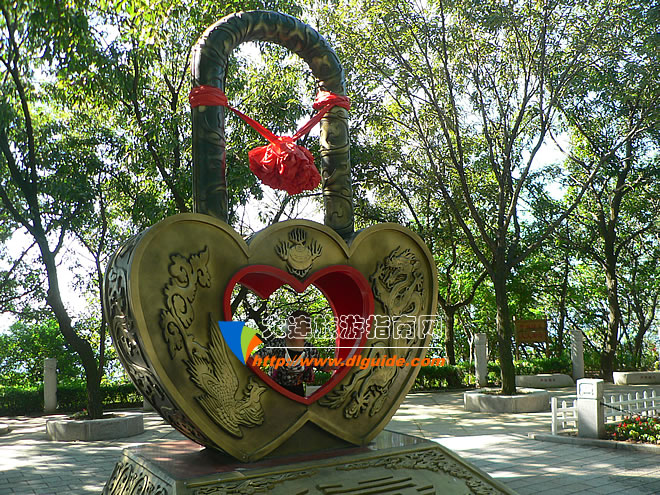 大连滨海路木栈道旅游攻略,航拍大连滨海路木栈道视频