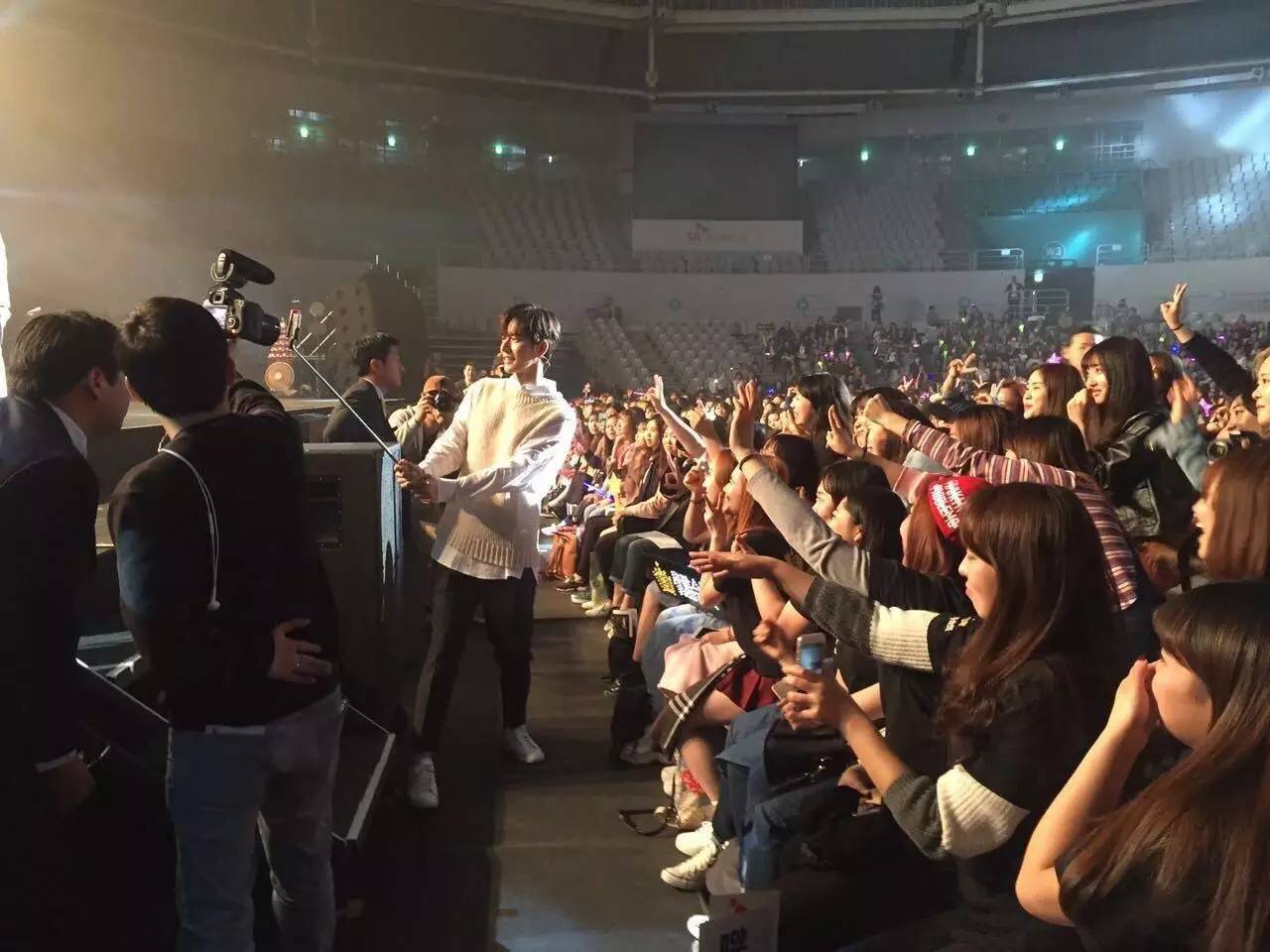 朴海镇恋爱曝光,朴海镇见面会照片