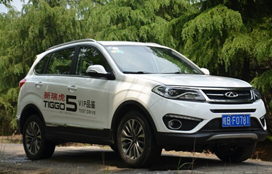 奇瑞瑞虎81.5试驾,瑞虎5x1.5自吸试驾视频