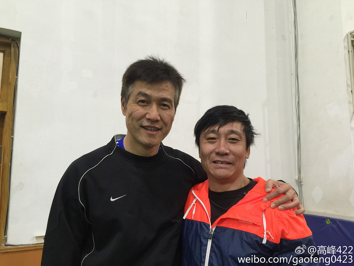 他放弃去英国踢球机会为国出战，因*球赌**入狱，曾登上国际足联专栏