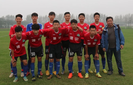 谢硕：被陈文杰相中，师从车向前，王飞之后下一个新人是他？