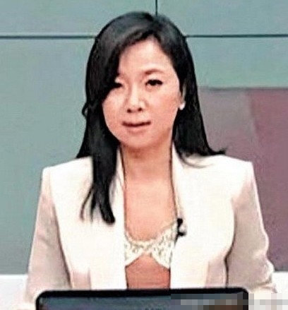 豪放女主持*光春**外泄:衣不遮体当众裸露!