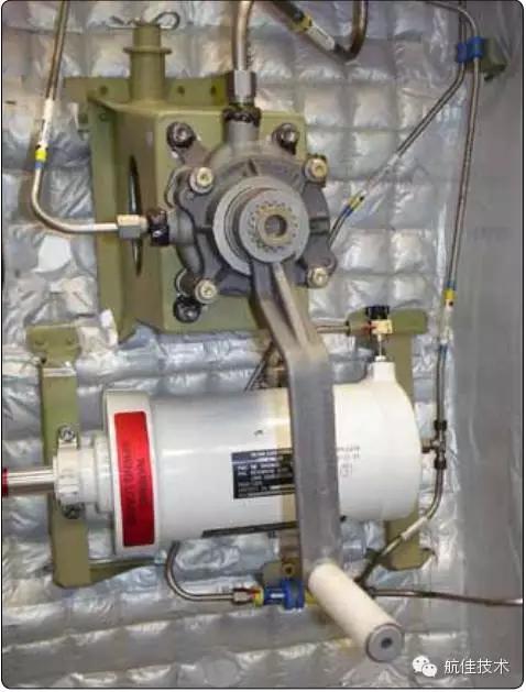 飞机液压系统视频大全,飞机液压泵的种类有哪些
