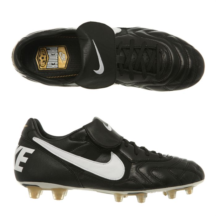 流行易逝经典永存——欧冠赛场上的顶级战靴