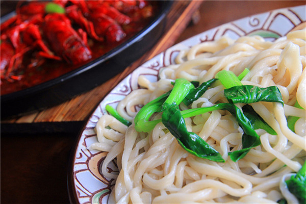 西安好吃的美食虾排行榜前十名,西安吃虾和鸡腿的地方推荐