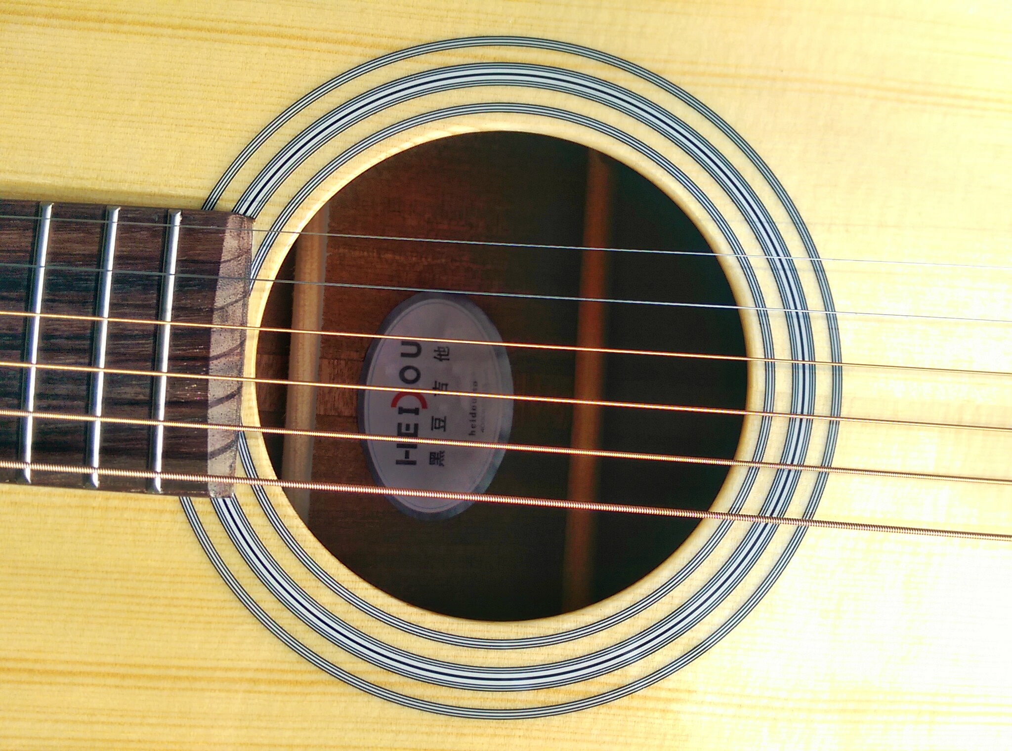 互联网思维的优质吉他——黑豆吉他体验