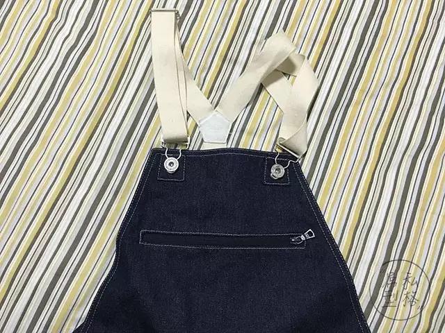小时候穿背带裤现在穿背带裤,背带裤已经成了潮流