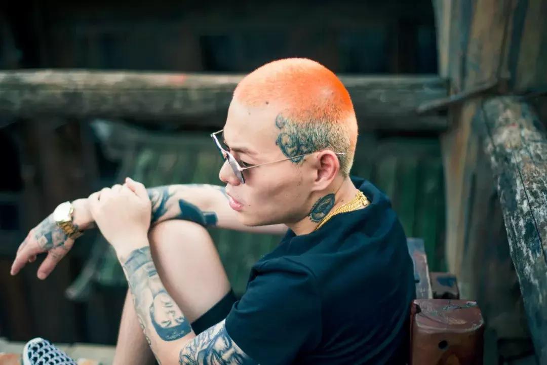 小强蜀熟:我的头像背后,有个厂牌叫饭没劲特派队