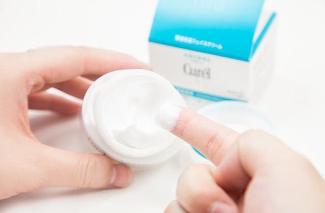 秋冬干皮保湿滋润面霜哪款好用呢,沙漠干皮用什么面霜