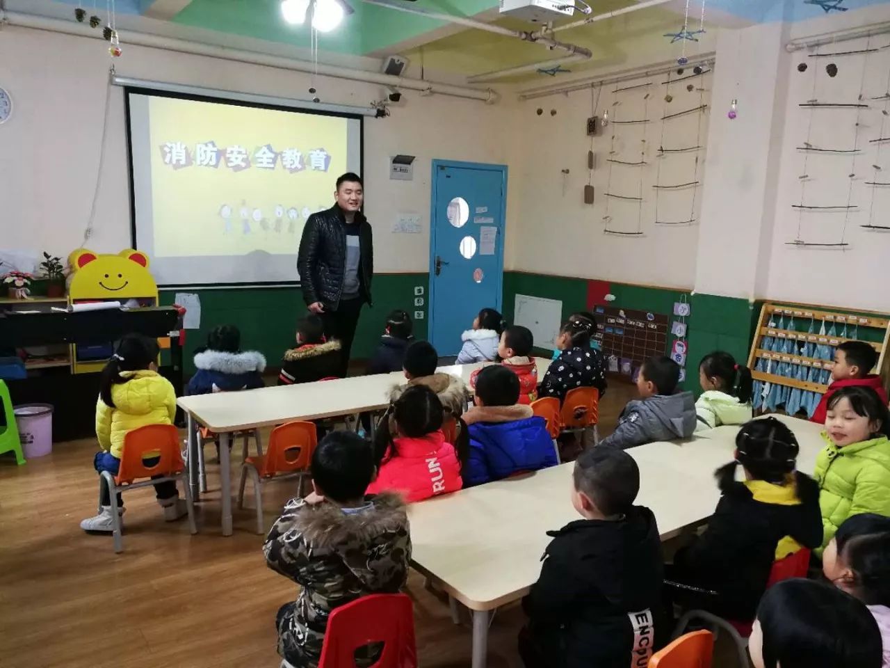 家长助教课文明礼仪幼儿园,家长助教幼儿园美术