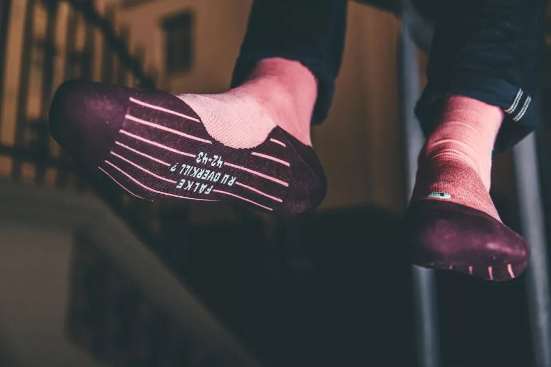 适合年轻人穿的羊绒品牌,为你量身打造优雅时尚的羊绒品牌