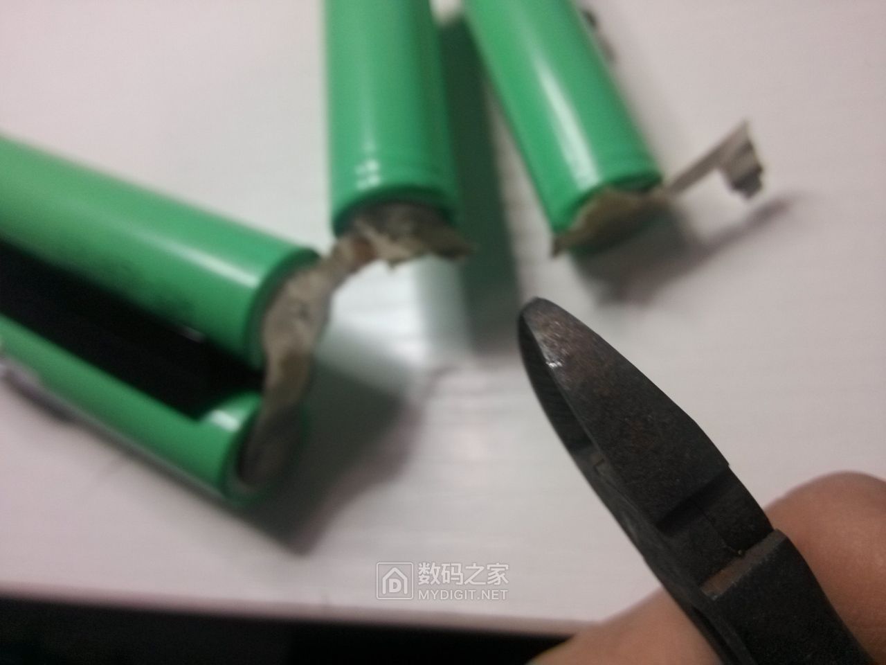 e430c笔记本电池换电芯教程,e47a笔记本电池更换电芯教程