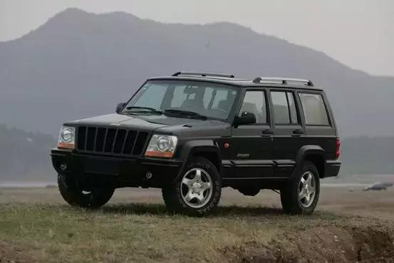 5万左右想买个两厢车推荐,5万能买到的两厢空间大