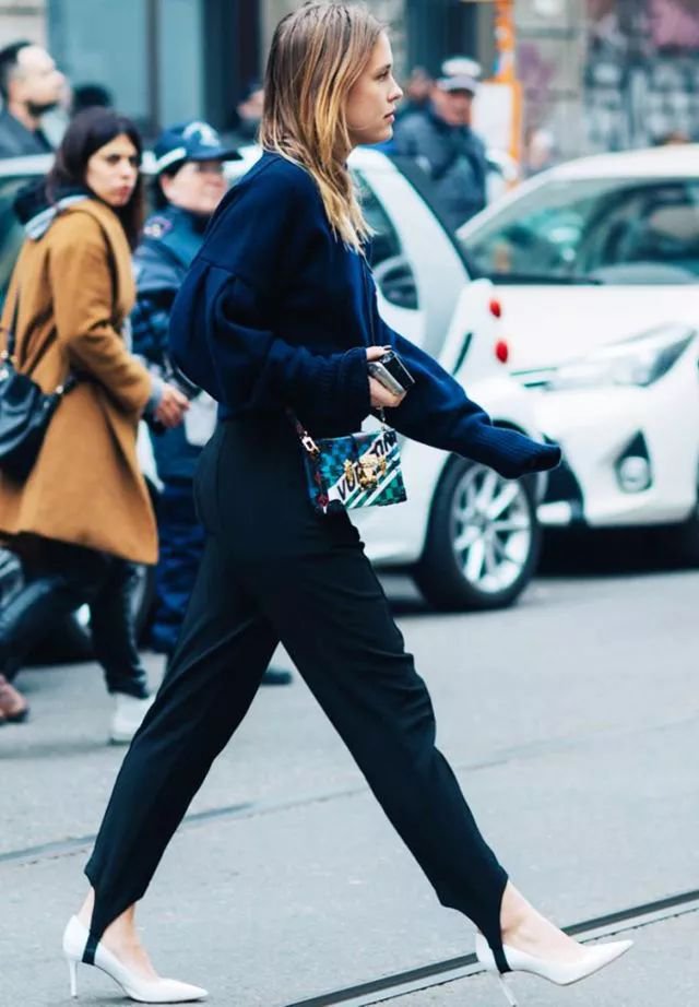 踩脚裤穿着舒服吗,七种颜色的踩脚裤