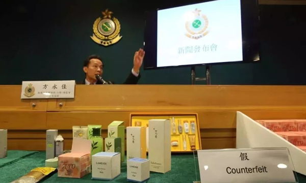 香奈儿、雪花秀、兰芝等大牌秒变low牌！网友：善良限制了我的想象