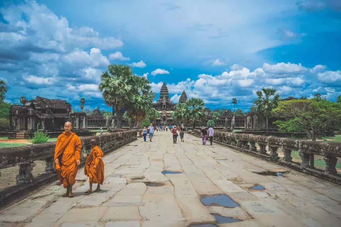 中国护照免签落地签国家,2022中国护照落地签证免签