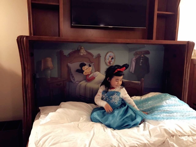 上海迪士尼吃住玩儿省钱攻略,上海迪士尼吃住行旅游攻略