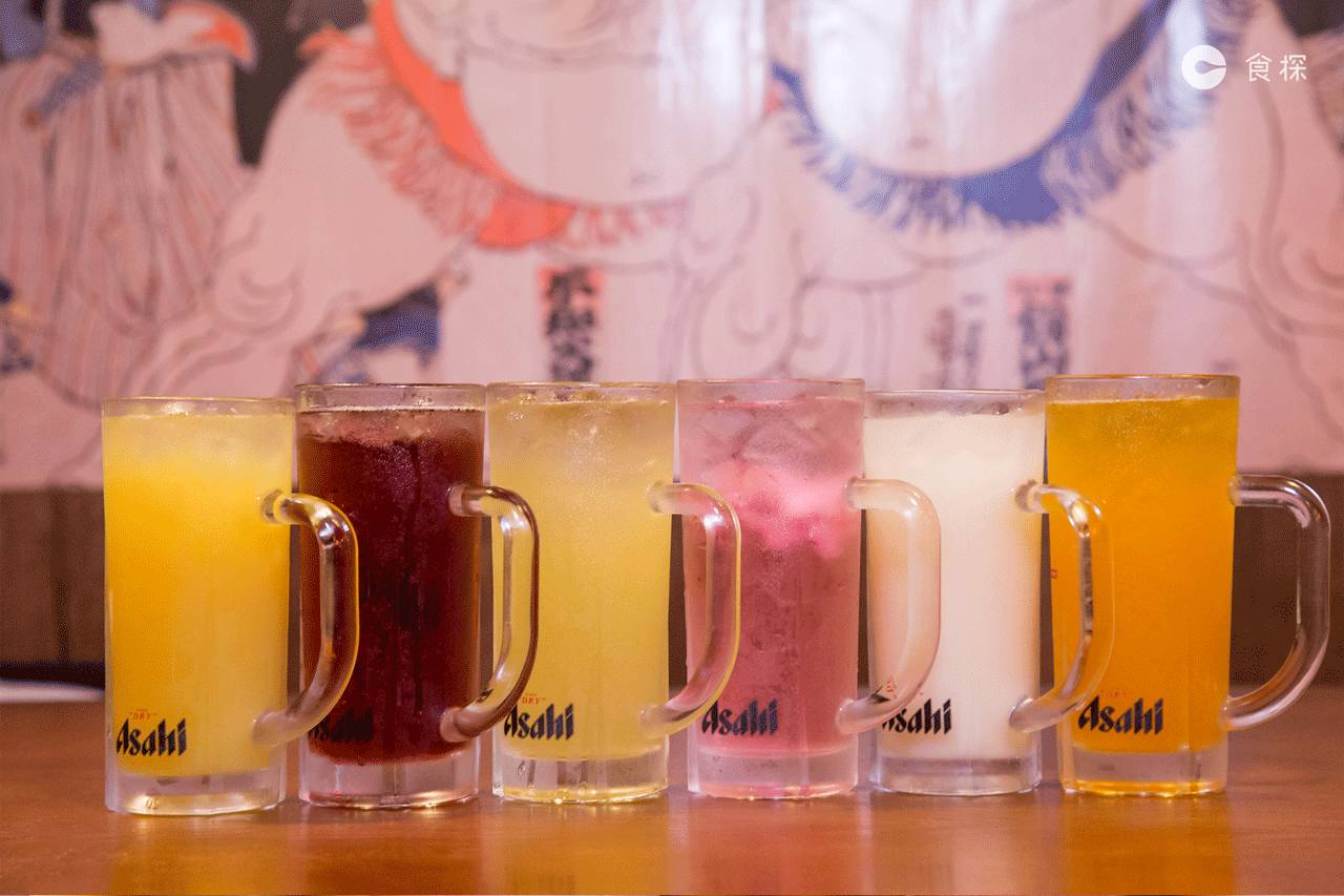 只想来这家居酒屋吃个饭，没想到找到了另一半……