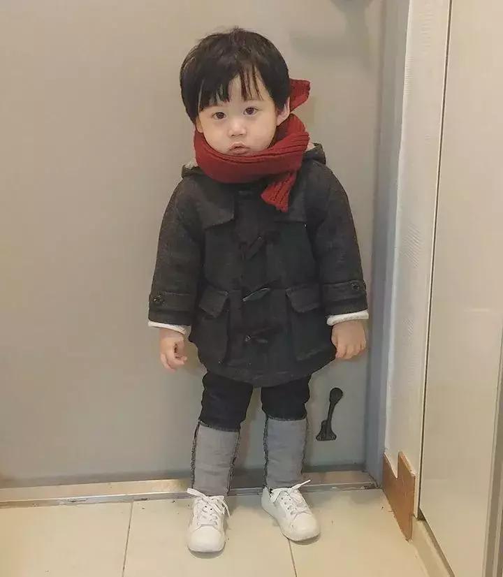 冬季男宝宝整套潮流穿搭,最新春夏韩系男孩穿搭