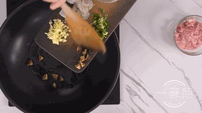 闽菜红蟳饭,飘香红鲟饭