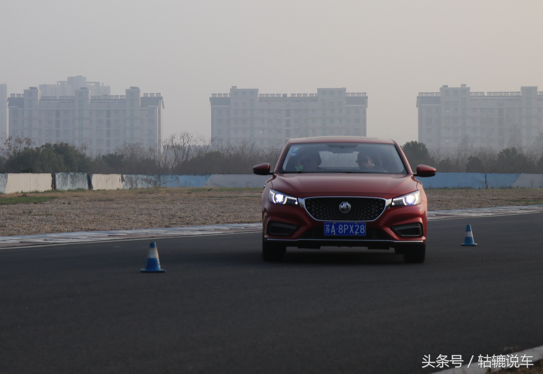 幸福是有家可回,有家可回有人可念