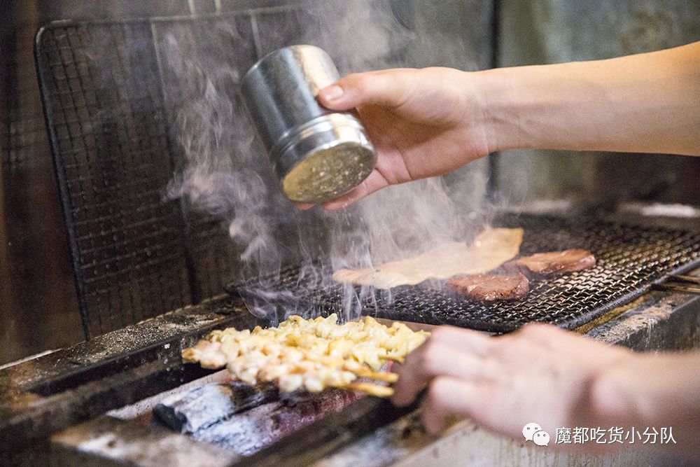 日本铁路公司直营的日料店，会隐身