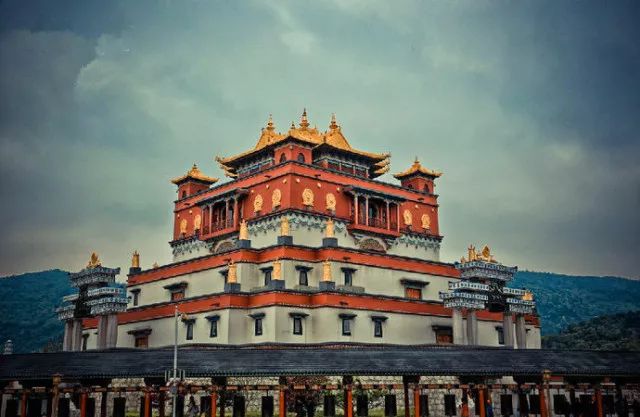 2018上半年，据说会玩的人都在合适的时间去这些美腻的地方了！