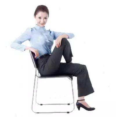 椅子瘦腿运动,坐在椅子上瘦腿的方法