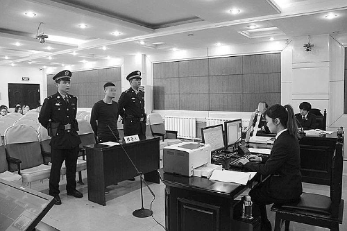 兑换美元被骗,在美国换钱被骗20万