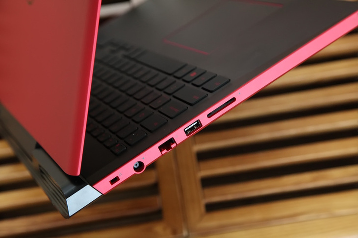 戴尔灵越157000i77700hq测评,戴尔灵越7000测评