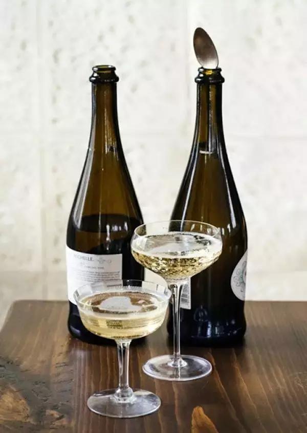 喝不完的香槟怎么保存,喝不完的白葡萄酒怎么办