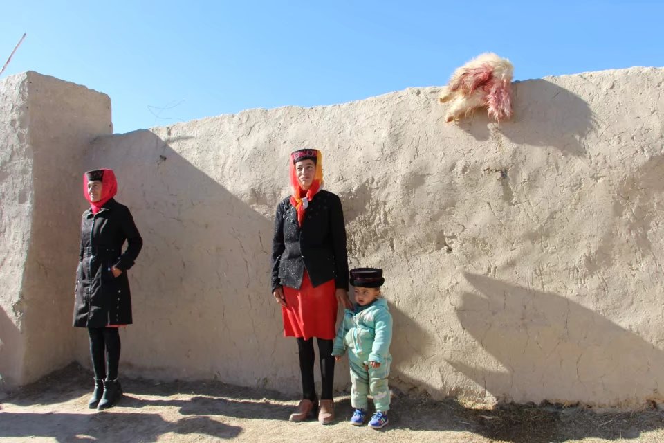 探秘帕米尔高原塔吉克族,帕米尔高原上的塔吉克族族人