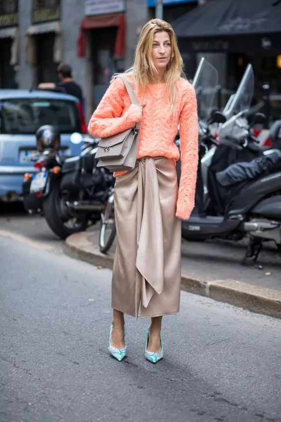 2018年不用大毛衣+仙女裙，你还敢说自己时髦？