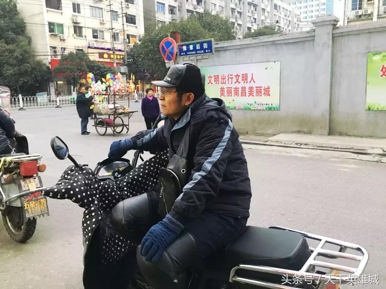 短短一条三百米的街，竟让人从白天走到黑夜……