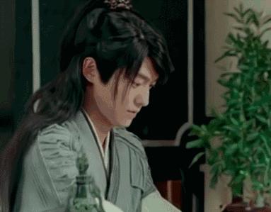 艳骨掠影里面的佟梦实,艳骨佟梦实剧照图片