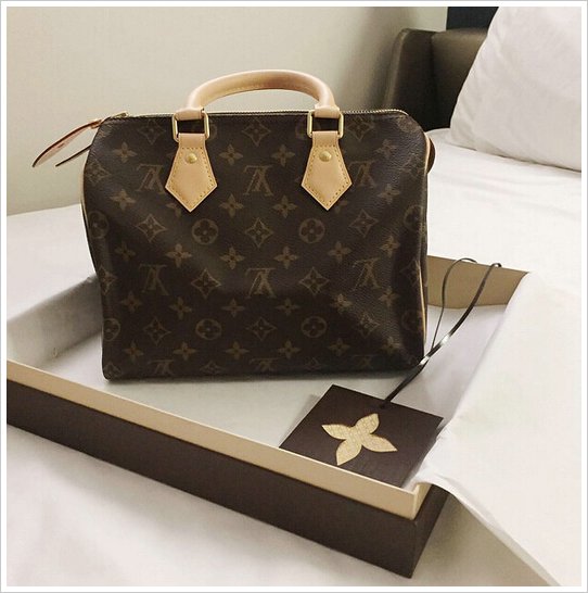 富家千金到自家商场消费,富家千金到商场买东西