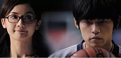 周杰伦代言的德尔惠男鞋,周杰伦代言德尔惠多少钱