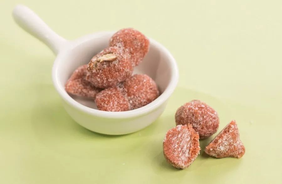 东南亚最好吃的虾片牌子,新加坡餐厅里的虾片