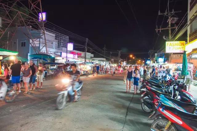 娉板浗鍗佸ぇ闅愯棌宀涘笨,娉板浗鍗佸ぇ闅愪笘娴峰矝