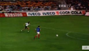 施连志飞踹高峰,德容飞踹阿隆索原视频