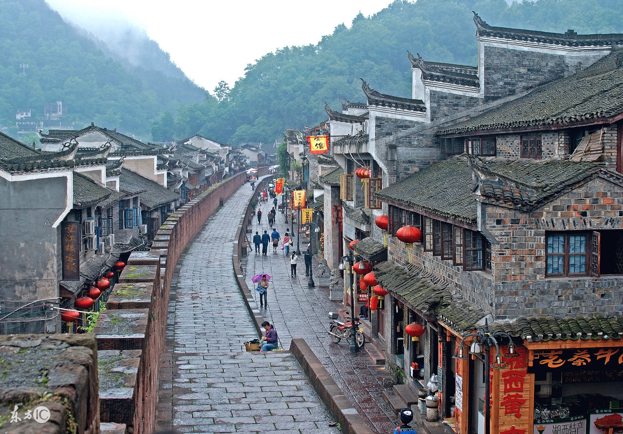 女孩陷入校园贷无法自拔,高中女学生陷入校园贷